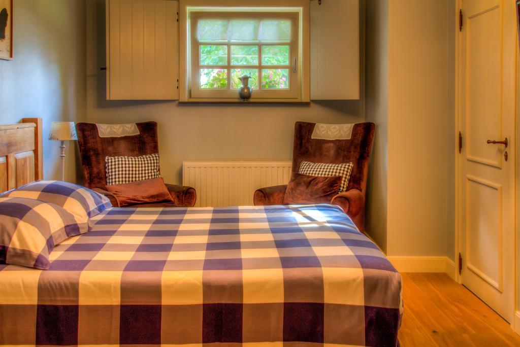 Vakantiehuis Aen De Roderburgh มาเซค ภายนอก รูปภาพ