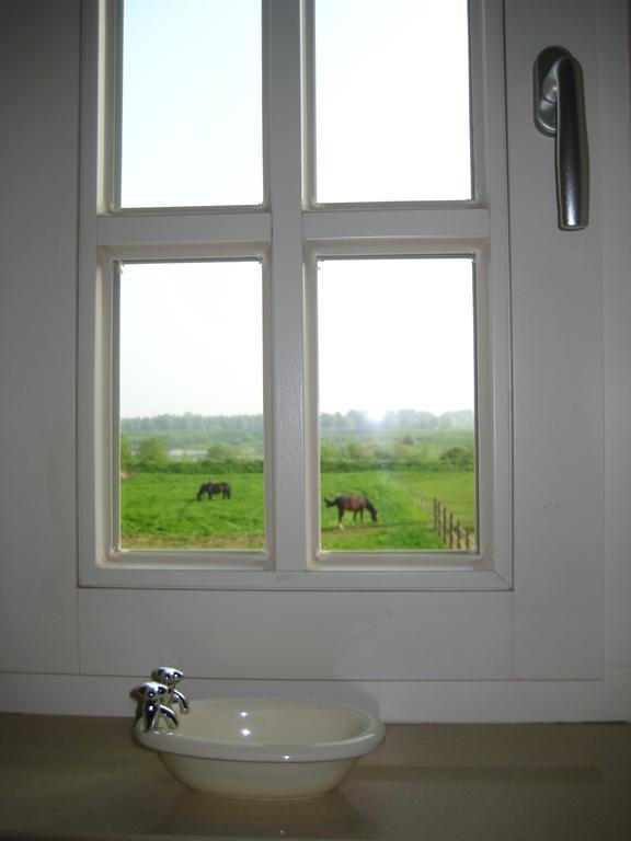 Vakantiehuis Aen De Roderburgh มาเซค ภายนอก รูปภาพ
