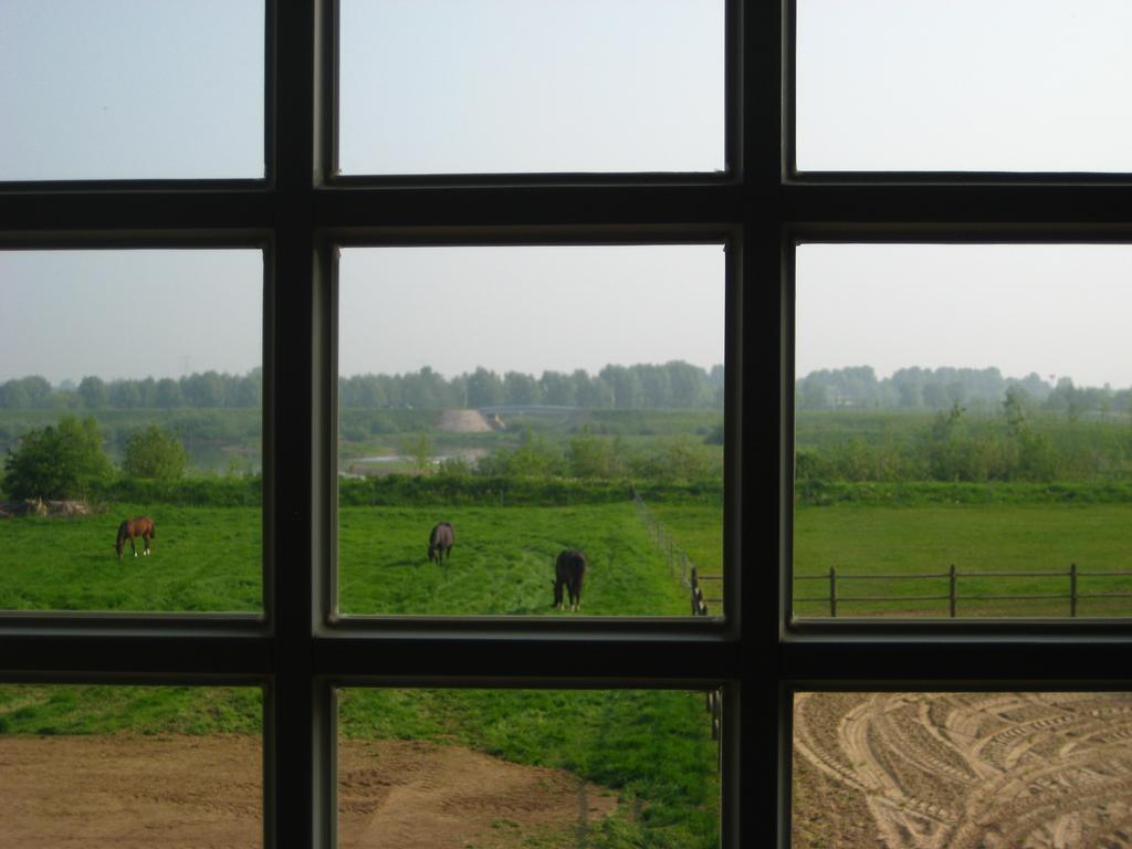 Vakantiehuis Aen De Roderburgh มาเซค ภายนอก รูปภาพ